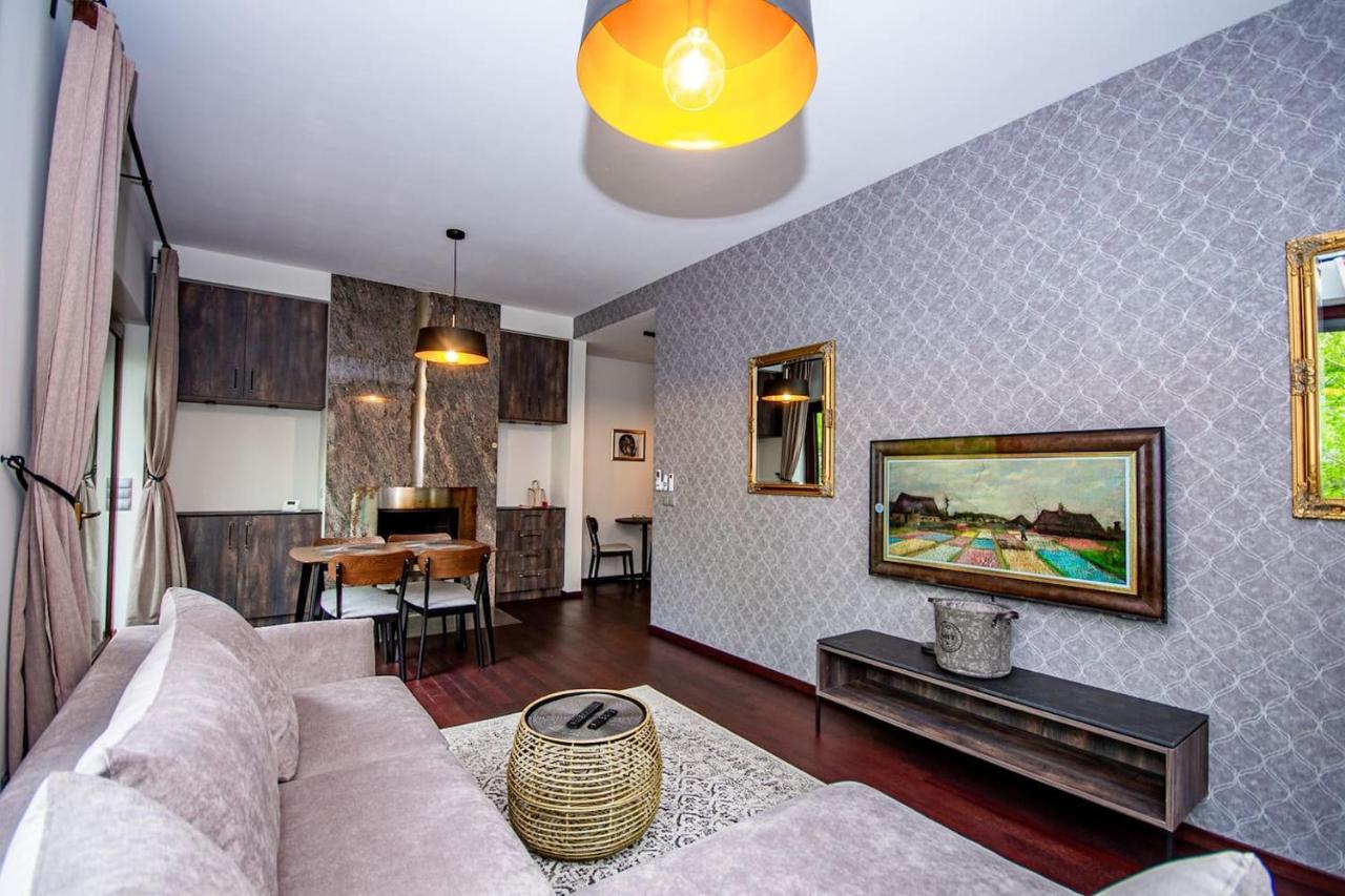 Inpoint 2-Bedrooms Apartment With Private Garden And Free Parking Krasków Eksteriør bilde