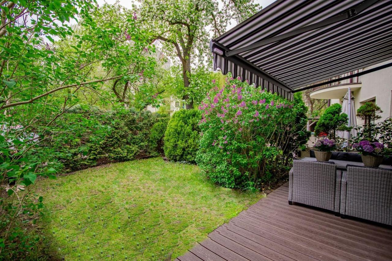 Inpoint 2-Bedrooms Apartment With Private Garden And Free Parking Krasków Eksteriør bilde